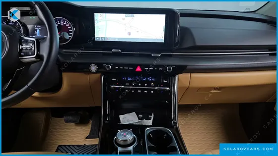 KIA CARNIVAL 7-SEATER NOBLESSE