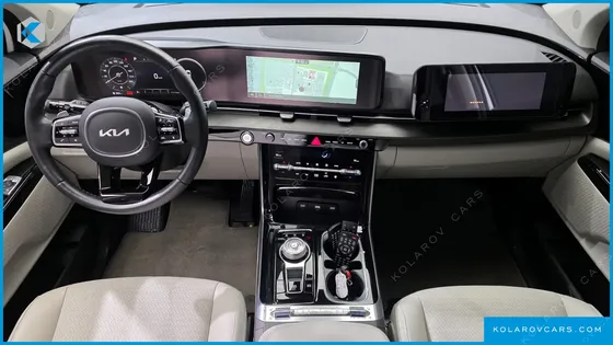 KIA CARNIVAL 9-SEATER NOBLESSE
