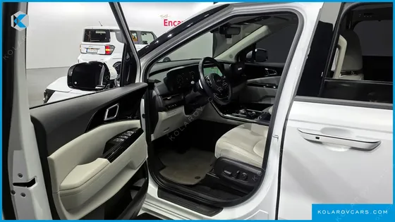 KIA CARNIVAL 9-SEATER NOBLESSE