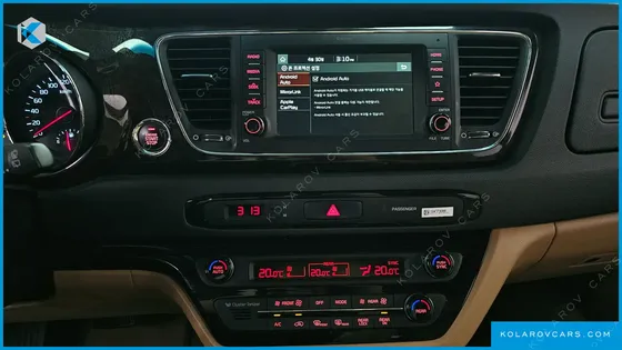 KIA CARNIVAL 7-SEATER LIMOUSINE