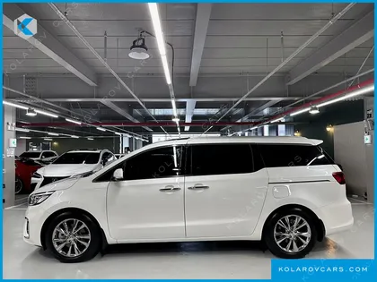 KIA CARNIVAL GASOLINE 7-SEATER LIMOUSINE