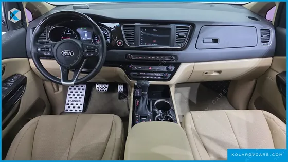KIA CARNIVAL 9-SEATER NOBLESSE SPECIAL