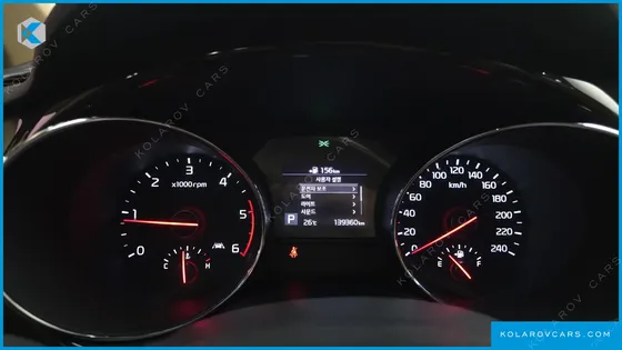 KIA CARNIVAL 9-SEATER NOBLESSE SPECIAL