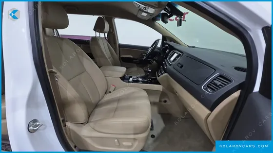 KIA CARNIVAL 9-SEATER NOBLESSE SPECIAL