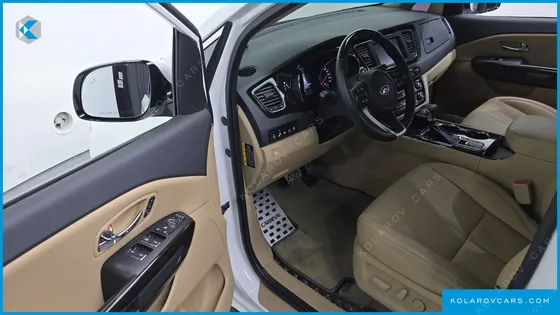 KIA CARNIVAL 9-SEATER NOBLESSE SPECIAL