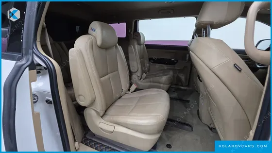 KIA CARNIVAL 9-SEATER NOBLESSE SPECIAL