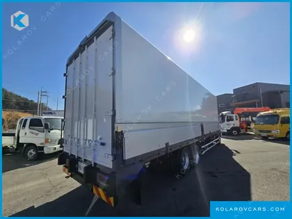 HYUNDAI MEGA TRUCK GOLD