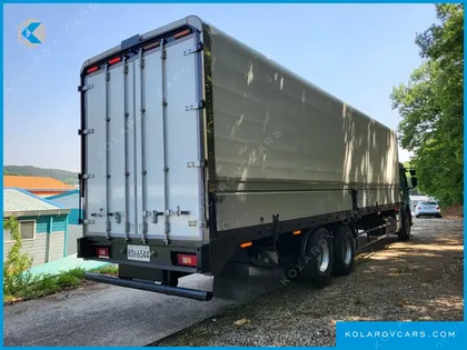 VOLVO CARGO TRUCK 6X2