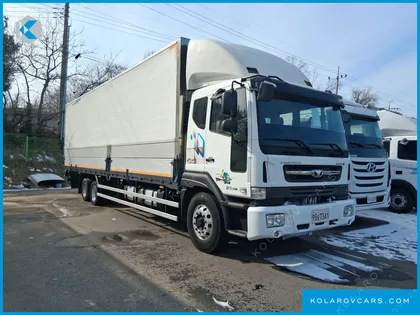 TATA DAEWOO NOBUS MID-SIZE TRUCK ROYAL