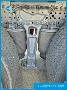MERCEDES CARGO TRUCK 10X4