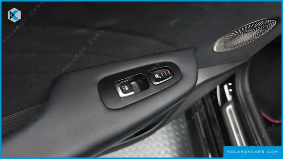 KIA STINGER 2.5 AWD MASTERS ACRO EDITION
