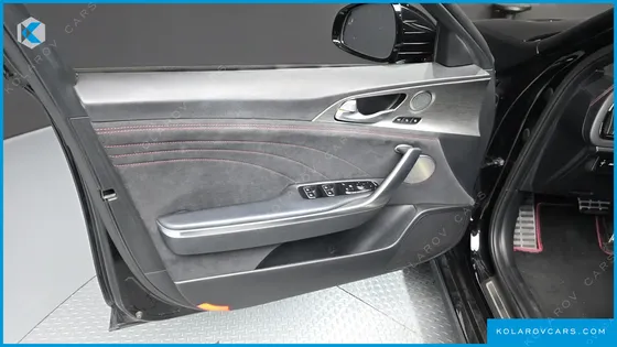 KIA STINGER 2.5 AWD MASTERS ACRO EDITION