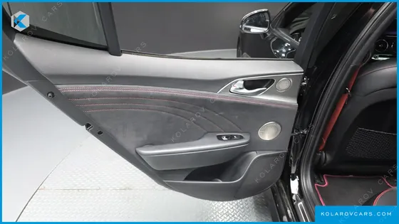 KIA STINGER 2.5 AWD MASTERS ACRO EDITION