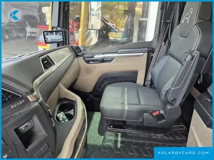 MAN TRUCK CARGO TRUCK 10X4