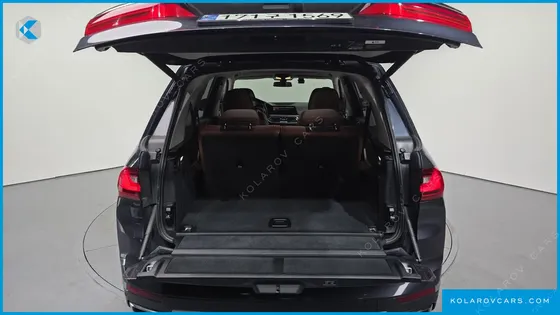 BMW X7 XDRIVE 40I DESIGN PURE EXCELLENCE 6-SEATER