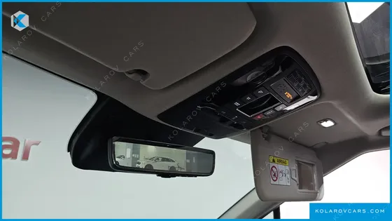 KIA CARNIVAL 9-SEATER GRAVITY