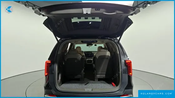 KIA CARNIVAL HEV 9-SEATER HI-LIMOUSINE