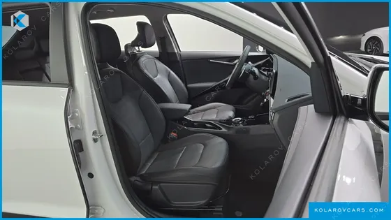 KIA NIRO SIGNATURE