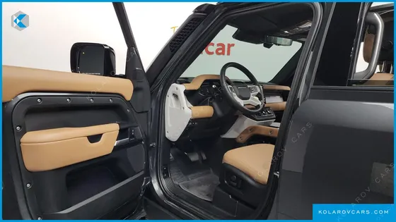 LAND ROVER DEFENDER 110 P300 X-DYNAMIC SE