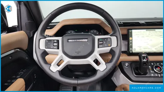 LAND ROVER DEFENDER 110 P300 X-DYNAMIC SE