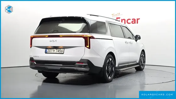 KIA CARNIVAL 7-SEATER SIGNATURE