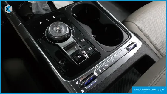 KIA CARNIVAL 7-SEATER SIGNATURE