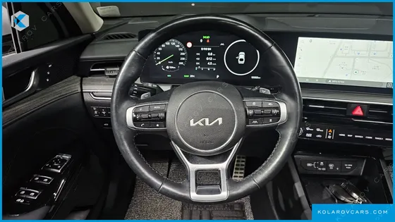 KIA K5 SIGNATURE