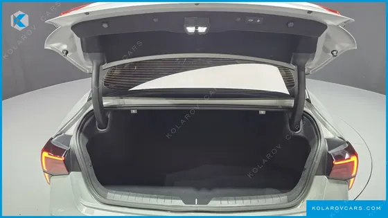KIA K5 SIGNATURE