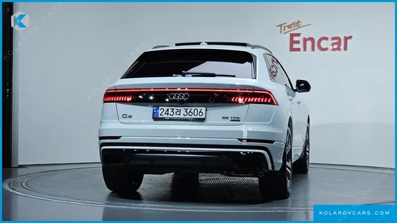 AUDI Q8 55 TFSI QUATTRO PREMIUM