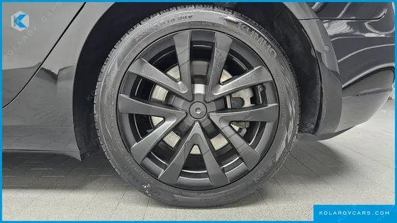 TESLA MODEL 3 STANDARD RANGE PLUE RWD