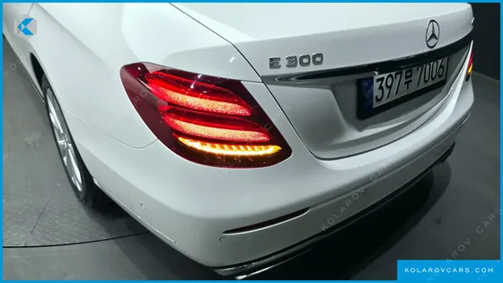 MERCEDES E-CLASS E300 4MATIC EXCLUSIVE