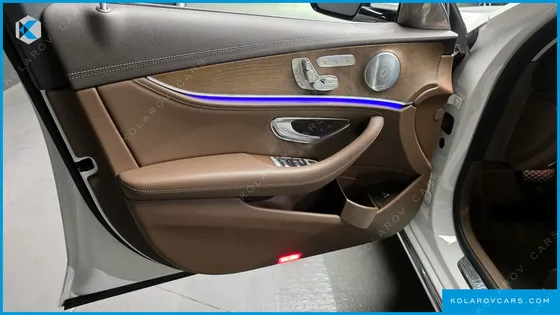 MERCEDES E-CLASS E300 4MATIC EXCLUSIVE