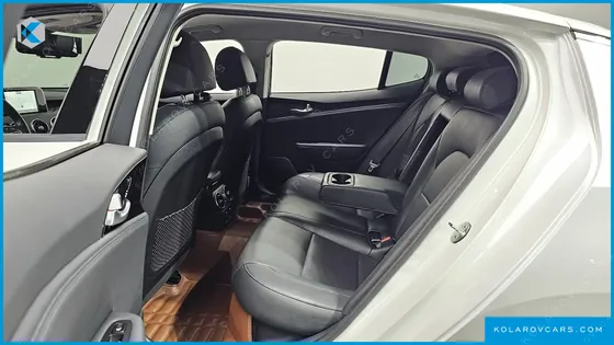 KIA STINGER 2.0 TURBO 2WD