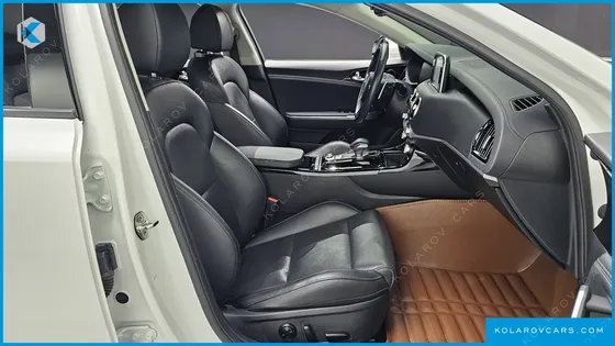 KIA STINGER 2.0 TURBO 2WD