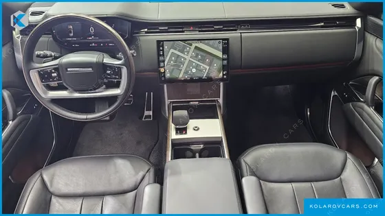 LAND ROVER RANGE ROVER P530 AUTOBIOGRAPHY