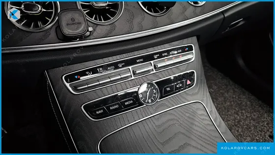 MERCEDES E-CLASS E220D COUPE