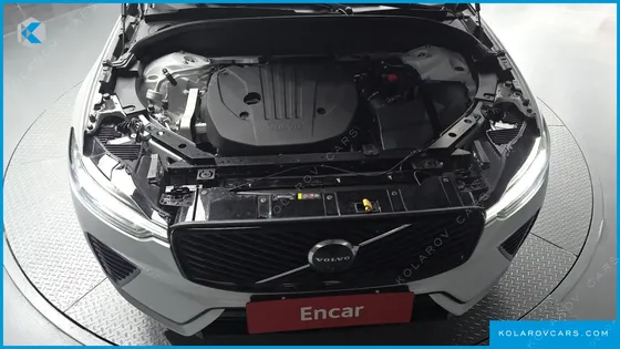 VOLVO XC60 B5 ULTRA DARK AIR SUS