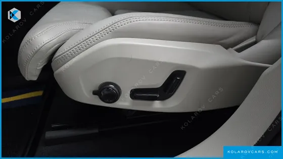 VOLVO XC60 B5 ULTRA DARK AIR SUS