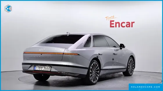 HYUNDAI GRANDEUR CALLIGRAPHY
