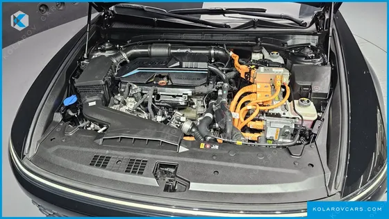 HYUNDAI GRANDEUR PREMIUM