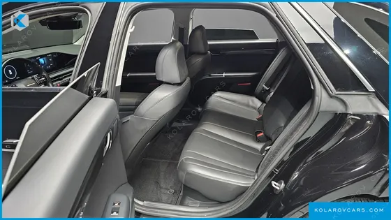 HYUNDAI GRANDEUR PREMIUM