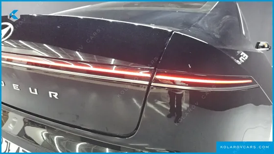 HYUNDAI GRANDEUR PREMIUM