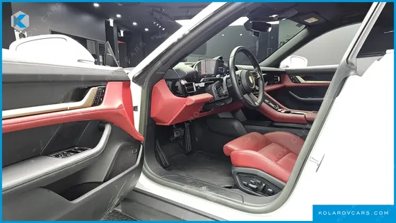 PORSCHE TAYCAN BASE