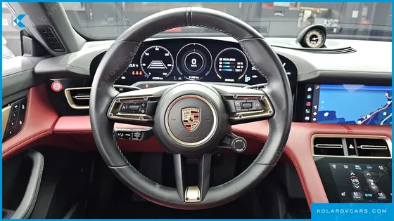 PORSCHE TAYCAN BASE