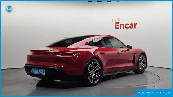 PORSCHE TAYCAN BASE