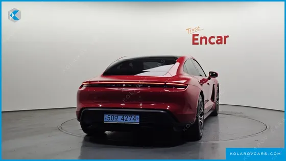 PORSCHE TAYCAN BASE