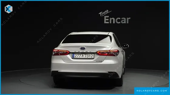 TOYOTA CAMRY 2.5 LE HYBRID