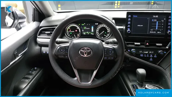 TOYOTA CAMRY 2.5 LE HYBRID