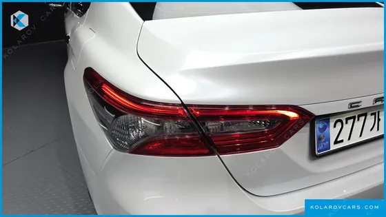 TOYOTA CAMRY 2.5 LE HYBRID