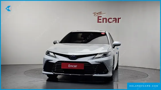 TOYOTA CAMRY 2.5 XLE HYBRID